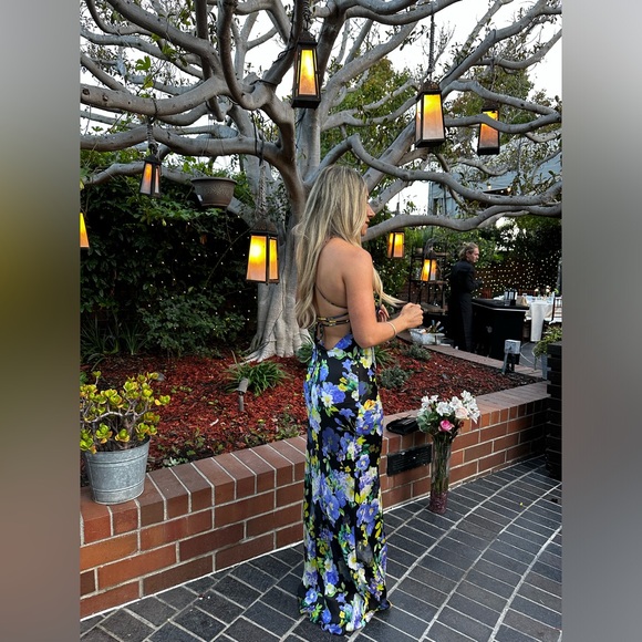 Line & Dot Floral Maxi Dress - Black, Blue, Yellow - Picture 5 of 7